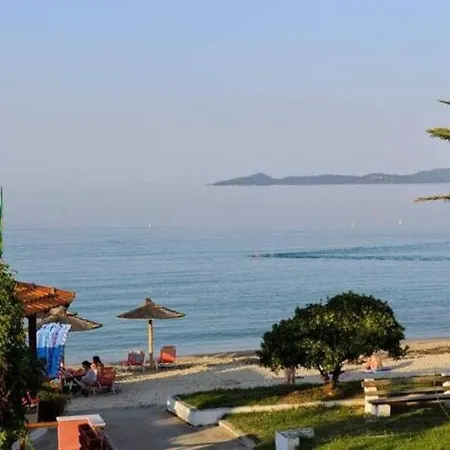 Mangoseaview * Nea Roda