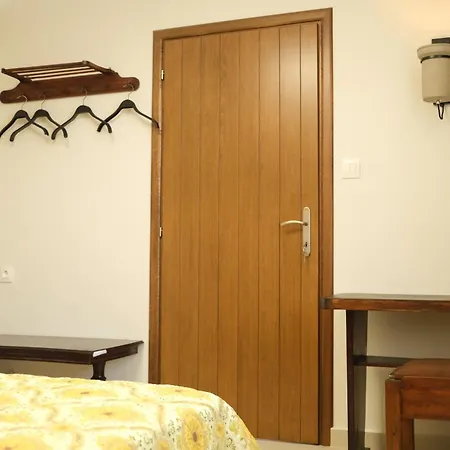 Mangoseaview * Nea Roda