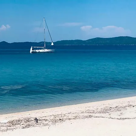 Mangoseaview * Nea Roda