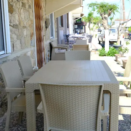 Apartment Mangoseaview Nea Roda