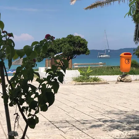 Apartment Mangoseaview