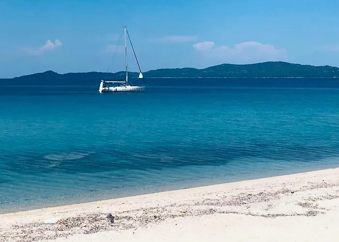 Mangoseaview * Nea Roda